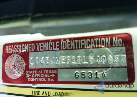 2013 Jeep Wrangler Unlimited Sahara z USA, uszkodzony, nr VIN 1C4BJWEG1DL548057